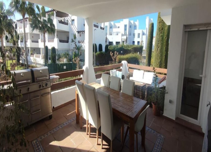 Resale - Apartment - Ground Floor Apartment - Estepona - Selwo