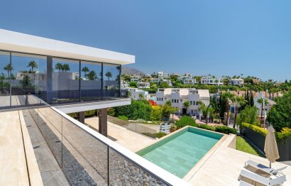 Reventa - House - Detached Villa - Marbella - Nueva Andalucia