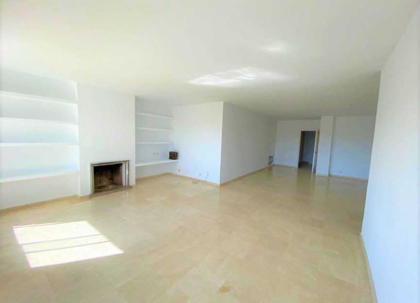 Resale - Apartment - Middle Floor Apartment - Marbella - Guadalmina Alta