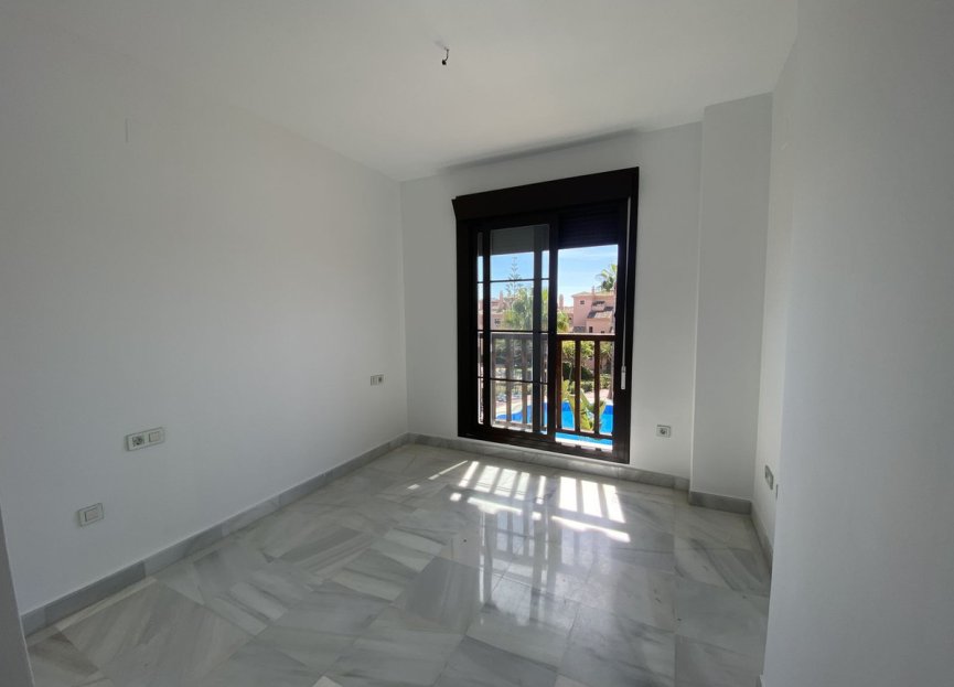 Resale - Apartment - Penthouse Duplex - Estepona - Hacienda del Sol