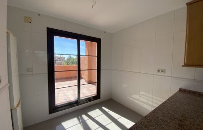 Resale - Apartment - Penthouse Duplex - Estepona - Hacienda del Sol