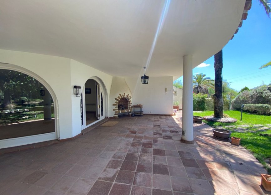 Resale - House - Detached Villa - Marbella - Nagüeles