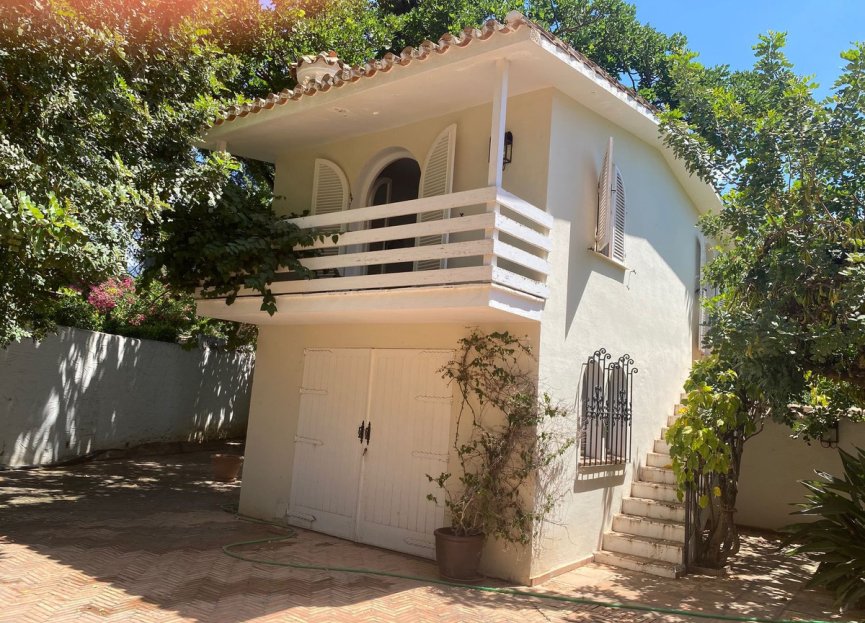 Reventa - House - Detached Villa - Marbella - Nagüeles