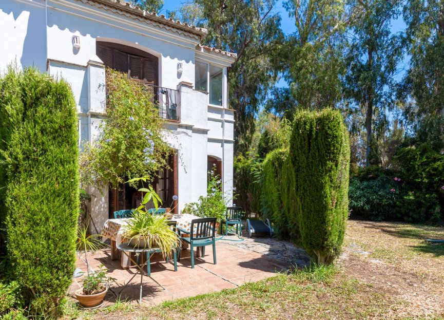 Resale - House - Semi-Detached House - Estepona - Estepona Centro