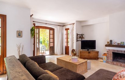 Resale - House - Semi-Detached House - Estepona - Estepona Centro