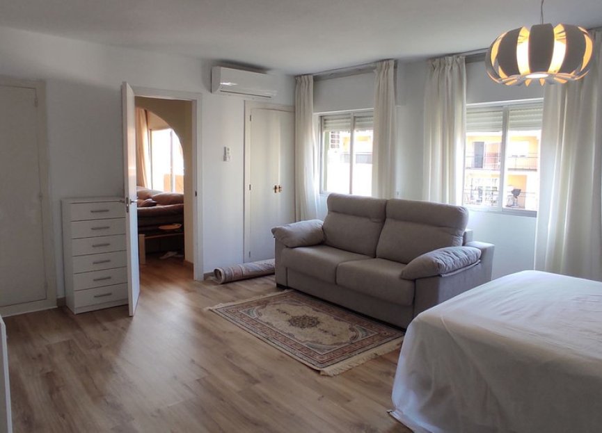 Resale - Apartment - Middle Floor Apartment - Fuengirola - Fuengirola Centro