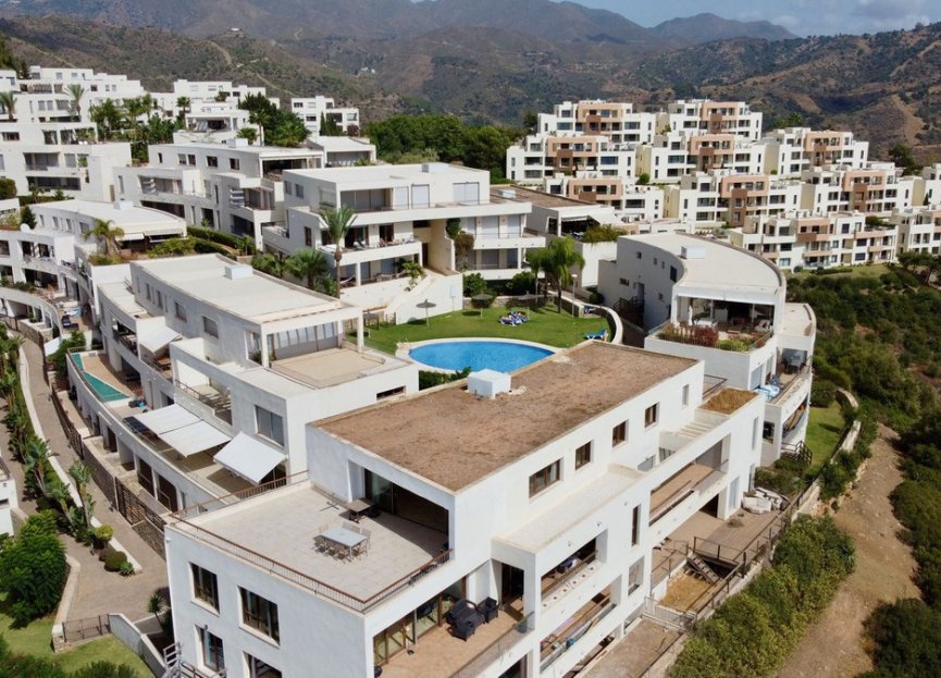 Reventa - Apartment - Penthouse - Marbella - Altos de los Monteros