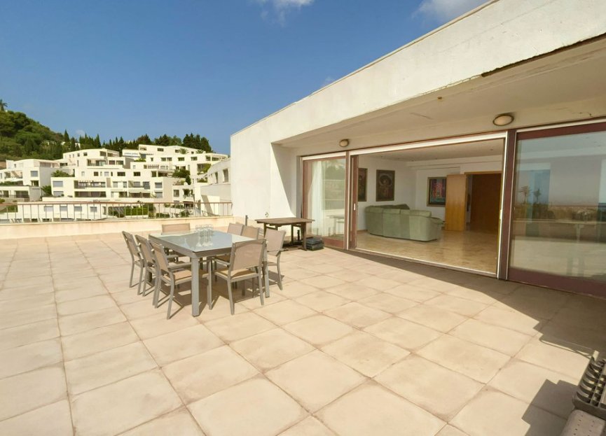 Resale - Apartment - Penthouse - Marbella - Altos de los Monteros