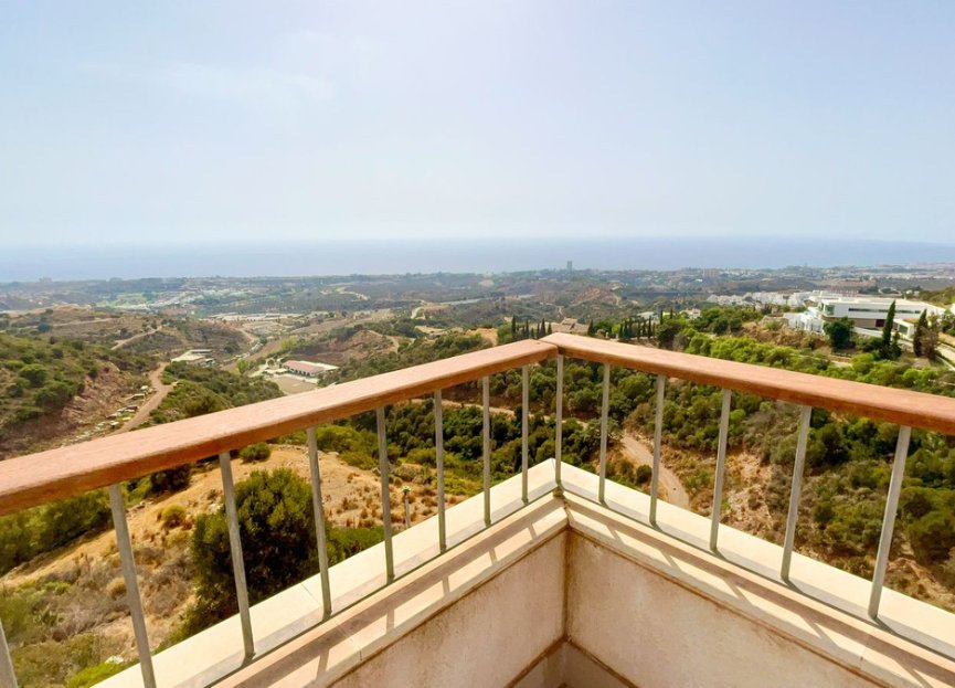 Resale - Apartment - Penthouse - Marbella - Altos de los Monteros