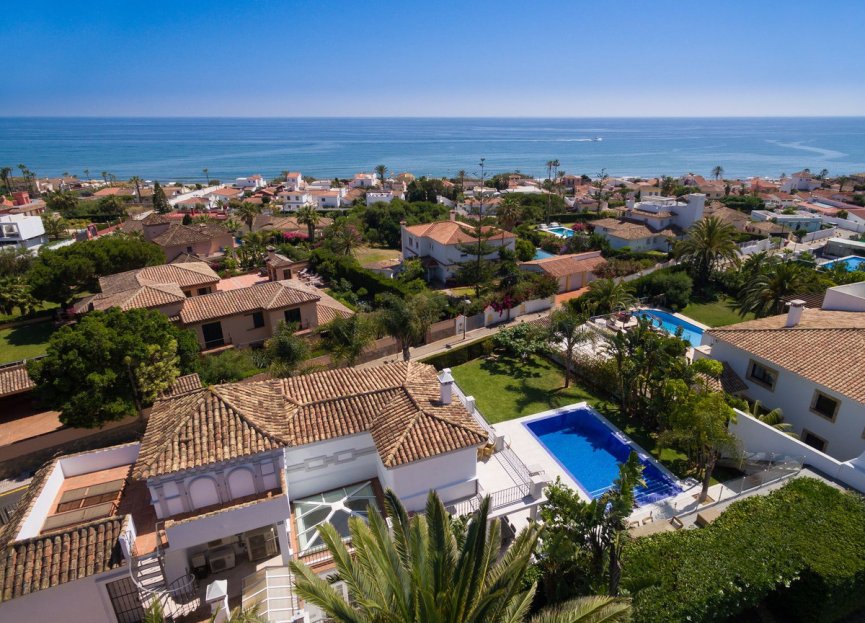 Reventa - House - Detached Villa - Marbella - Elviria