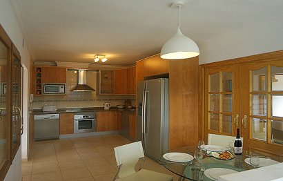 Reventa - House - Detached Villa - Benahavís - Benahavís Centro