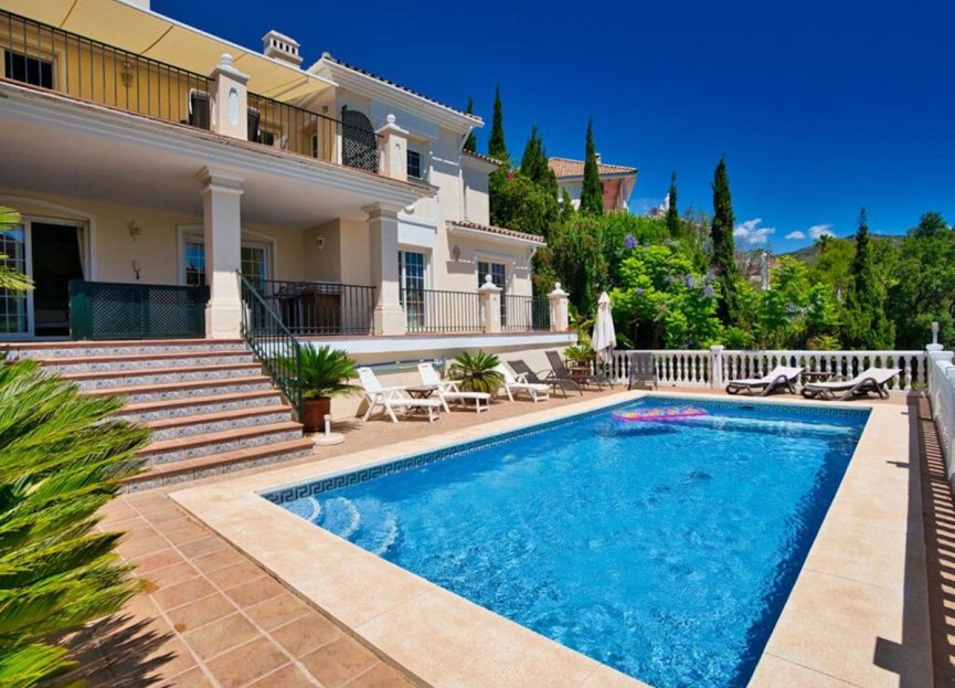 Resale - House - Detached Villa - Marbella - Elviria