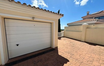 Resale - House - Detached Villa - Marbella - Elviria