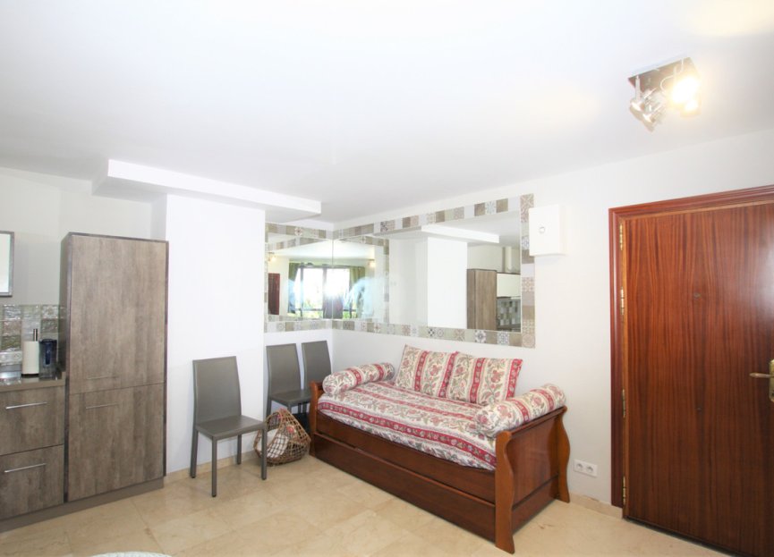 Resale - Apartment - Middle Floor Apartment - Marbella - Marbella Centro