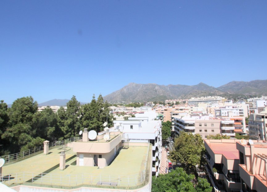 Resale - Apartment - Middle Floor Apartment - Marbella - Marbella Centro