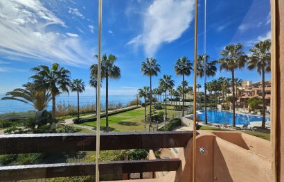 Resale - Apartment - Middle Floor Apartment - Estepona - Estepona Centro