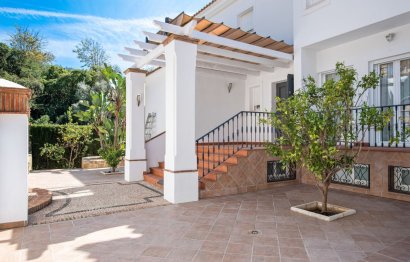 Reventa - House - Detached Villa - Marbella - Elviria