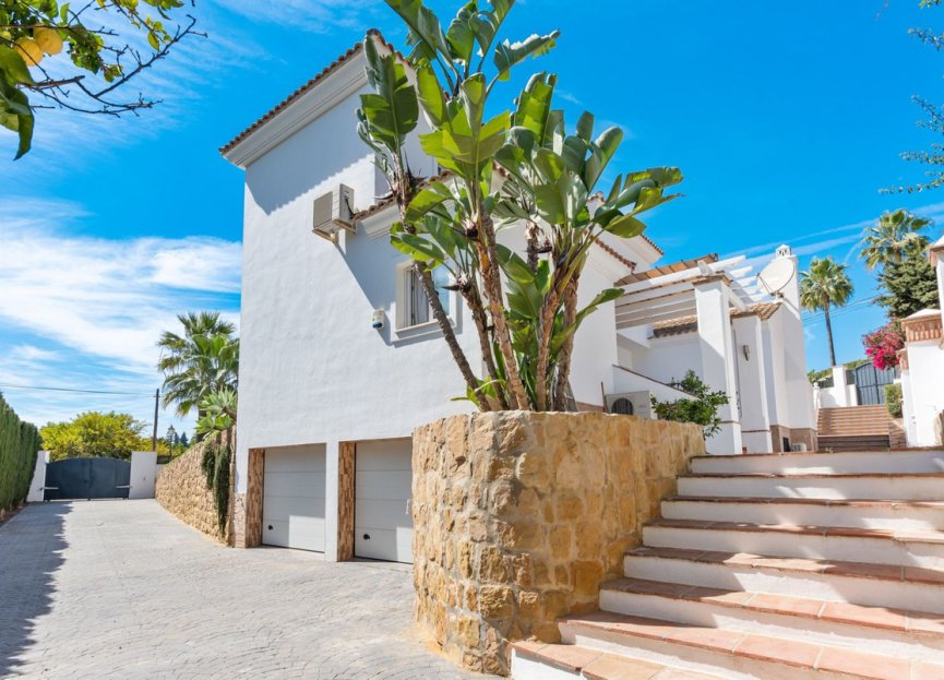 Reventa - House - Detached Villa - Marbella - Elviria