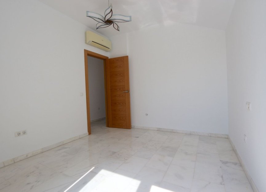 Resale - Apartment - Penthouse - Fuengirola - Los Pacos