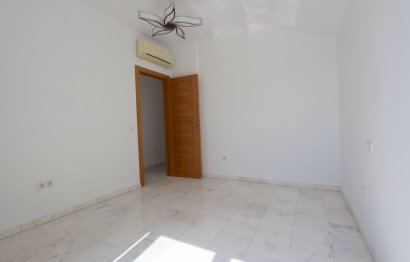 Resale - Apartment - Penthouse - Fuengirola - Los Pacos