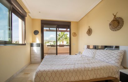 Resale - Apartment - Penthouse - Estepona - Atalaya