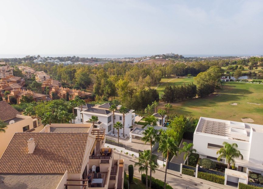 Resale - Apartment - Penthouse - Estepona - Atalaya