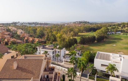 Resale - Apartment - Penthouse - Estepona - Atalaya