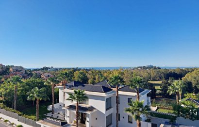 Resale - Apartment - Penthouse - Estepona - Atalaya