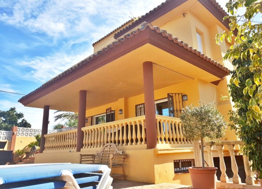 Reventa - House - Detached Villa - Marbella - Nueva Andalucia