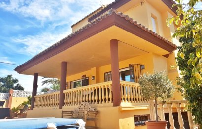 Resale - House - Detached Villa - Marbella - Nueva Andalucia