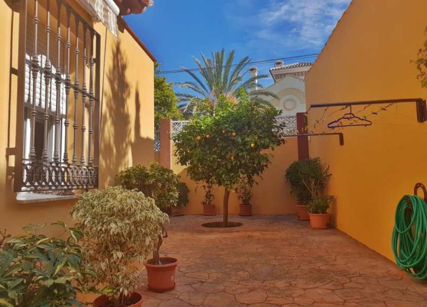 Reventa - House - Detached Villa - Marbella - Nueva Andalucia