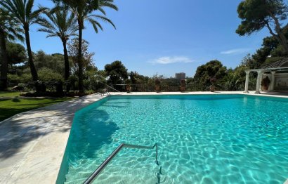 Resale - House - Detached Villa - Marbella - Río Real