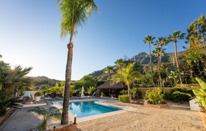 Reventa - House - Detached Villa - Marbella - Nagüeles