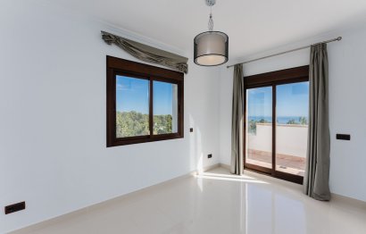 Reventa - House - Detached Villa - Marbella - Nagüeles