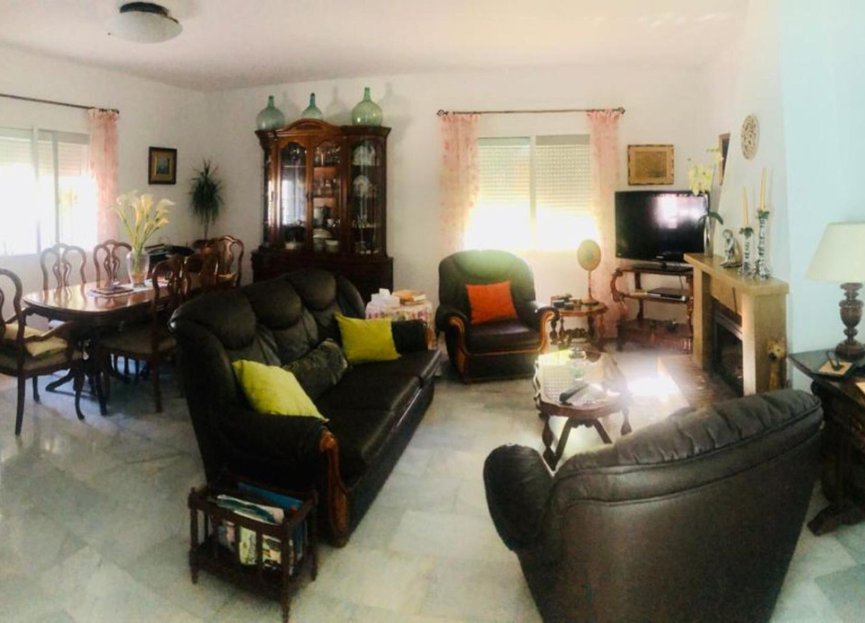 Resale - House - Finca - Cortijo - Estepona - Estepona Centro