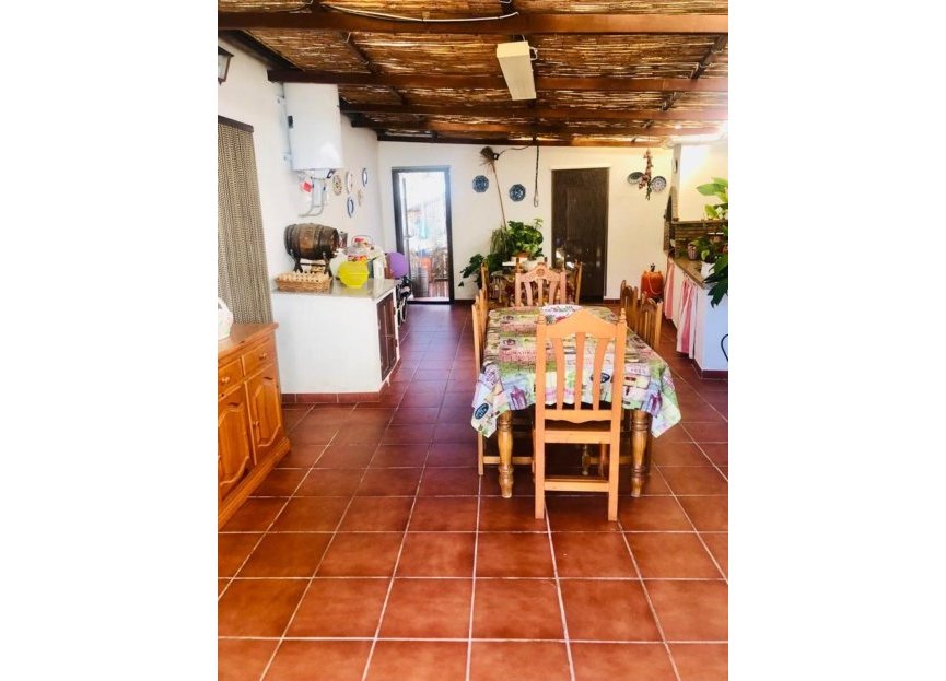 Resale - House - Finca - Cortijo - Estepona - Estepona Centro