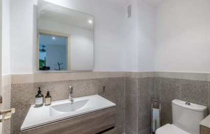 Resale - Apartment - Penthouse - Marbella - Nueva Andalucia