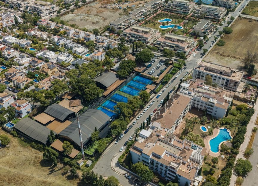 Resale - Apartment - Penthouse - Marbella - Nueva Andalucia