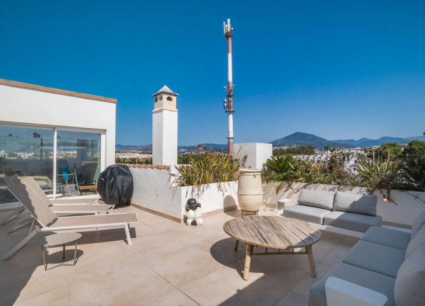 Resale - Apartment - Penthouse - Marbella - Nueva Andalucia