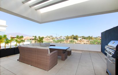 Resale - Apartment - Penthouse - Estepona - Estepona Centro