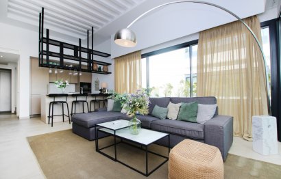 Resale - Apartment - Penthouse - Estepona - Estepona Centro