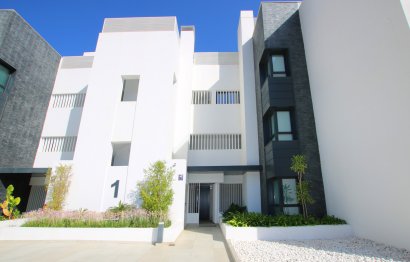 Resale - Apartment - Penthouse - Estepona - Estepona Centro