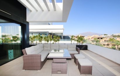 Resale - Apartment - Penthouse - Estepona - Estepona Centro