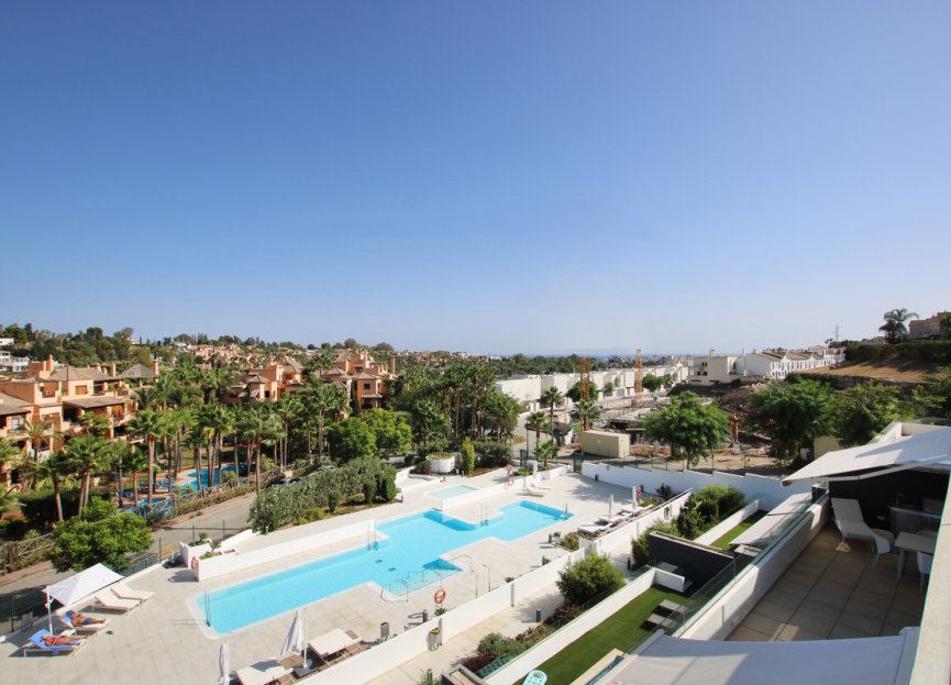 Resale - Apartment - Penthouse - Estepona - Estepona Centro