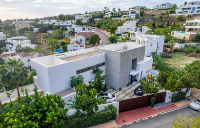 Resale - House - Detached Villa - Benahavís - Benahavís Centro