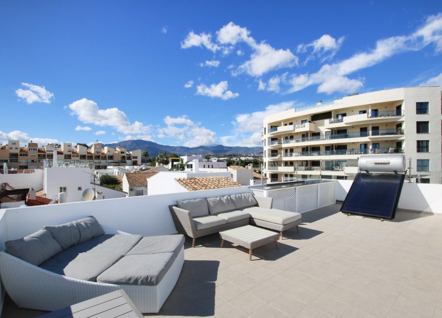 Resale - House - Townhouse - Estepona - Estepona Centro