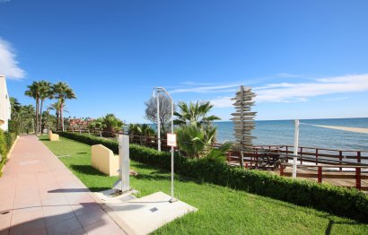 Resale - House - Townhouse - Estepona - Estepona Centro