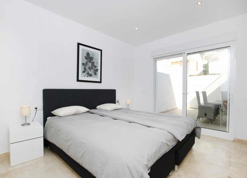 Reventa - House - Townhouse - Estepona - Estepona Centro