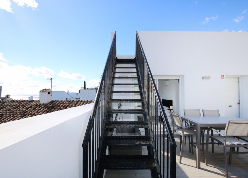 Resale - House - Townhouse - Estepona - Estepona Centro