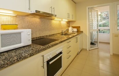 Resale - Apartment - Middle Floor Apartment - Benahavís - La Quinta